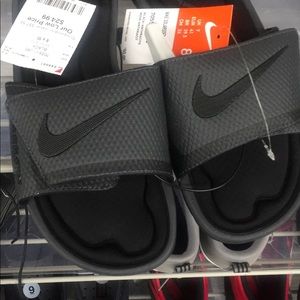 Meet your Posher, Clement